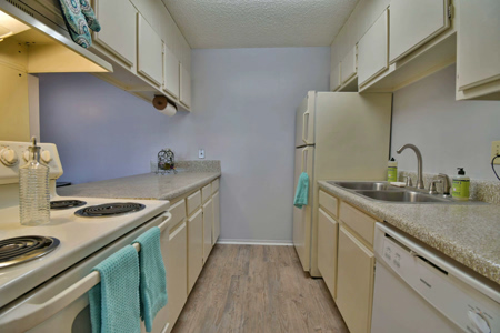 Acadia Park-interior-Kitchen-1019-1200w